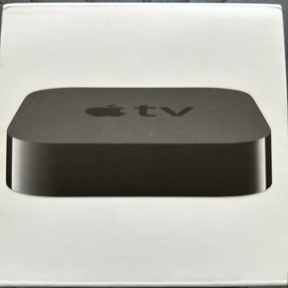 Apple TV 1427 with HDMI cable